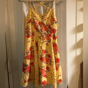 printed dress from urban outfitters never worn!!!!!